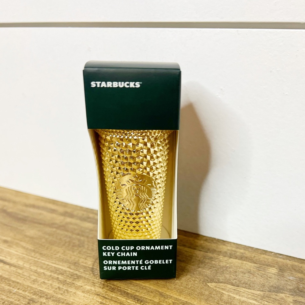 2022 Starbucks HOLIDAY ORNAMENT KEYCHAIN